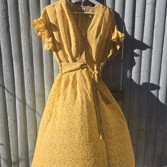 Max Studio Dresses & Skirts - Max Studio Yellow Floral Wrap Dress Ruffle Sleeves Smocked Waist Size S